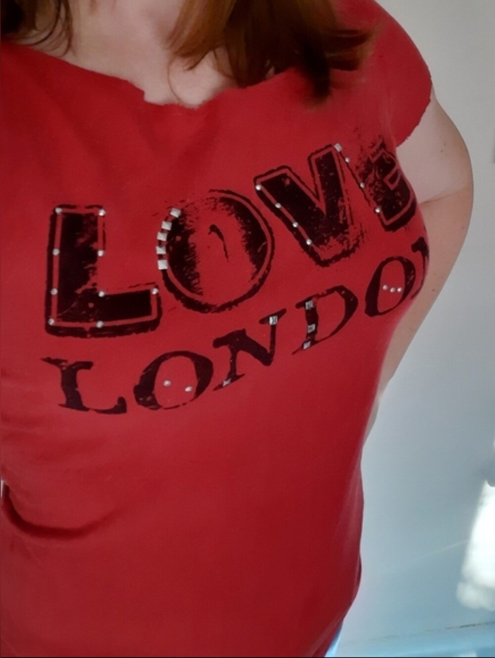 Cute Fitted London Top